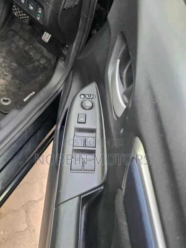 Honda Fit Shuttle 2019 Black
