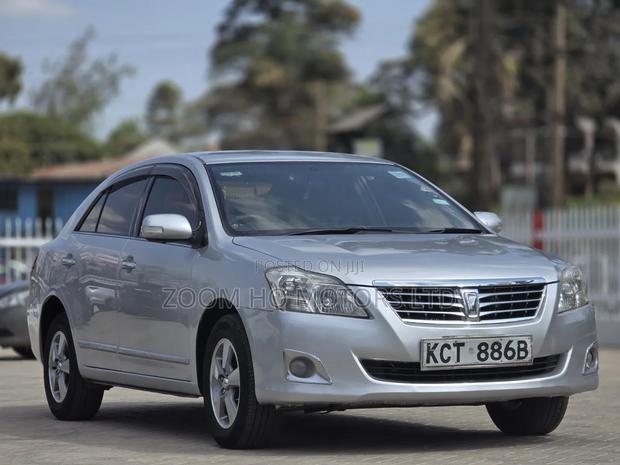 Toyota Premio 2012 Silver