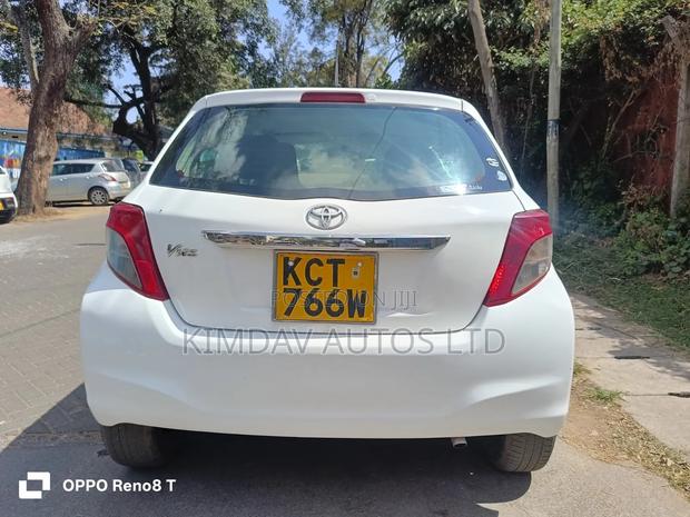 Toyota Vitz 2011 White