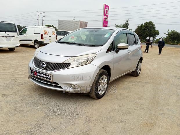 Nissan Note 2015 Silver