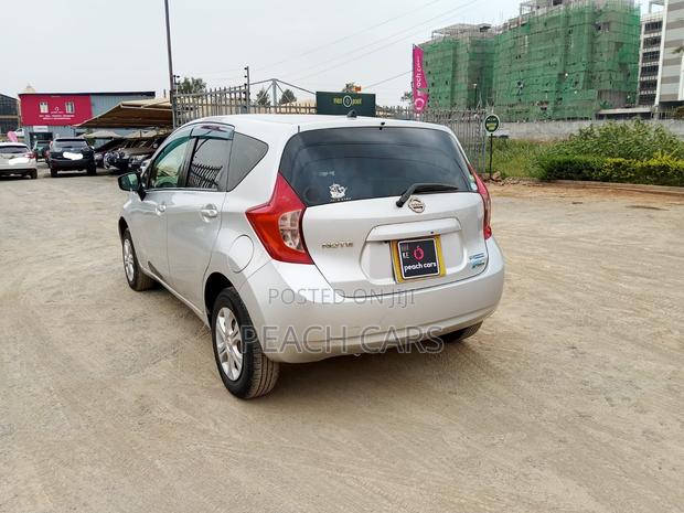 Nissan Note 2015 Silver