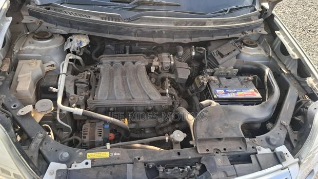Nissan X-Trail 2014 Silver