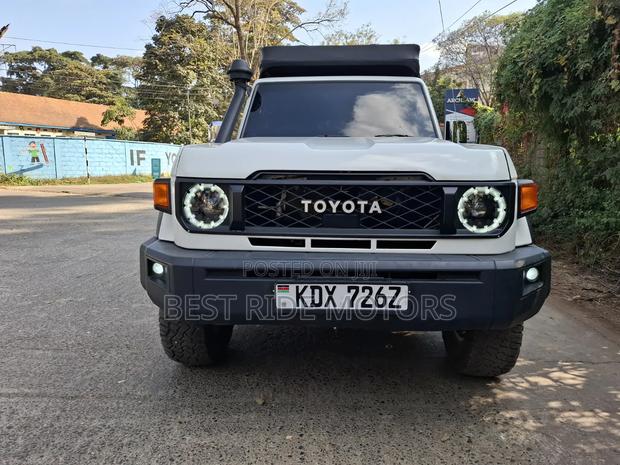 Toyota Land Cruiser 76 Series 2012 White
