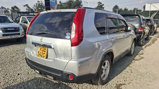 Nissan X-Trail 2014 Silver