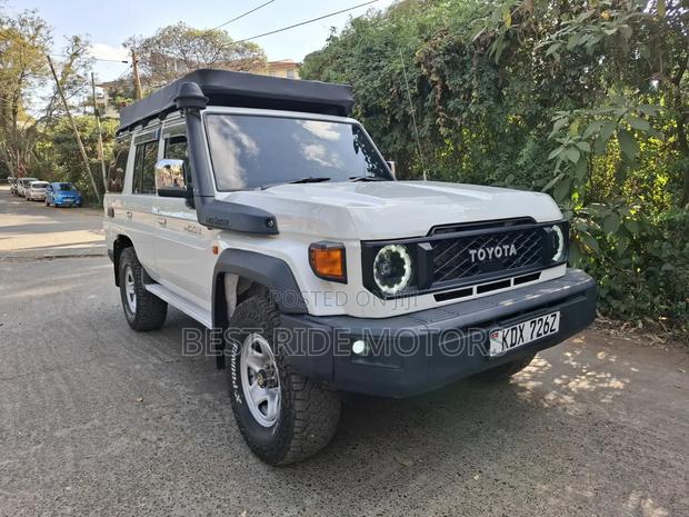 Toyota Land Cruiser 76 Series 2012 White