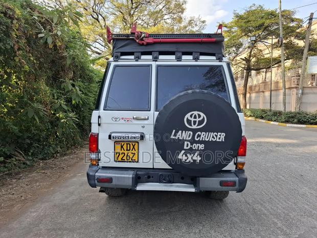 Toyota Land Cruiser 76 Series 2012 White