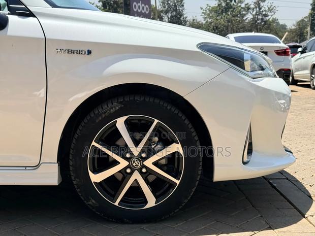 Toyota Corolla Fielder 2019 White