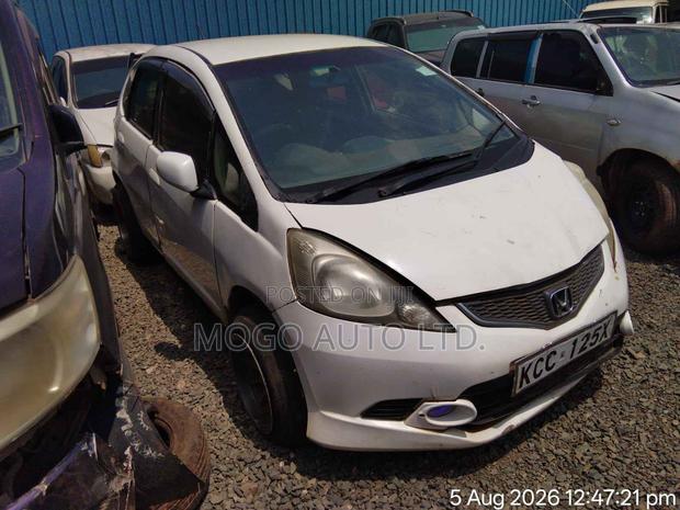 Honda Fit 2008 White