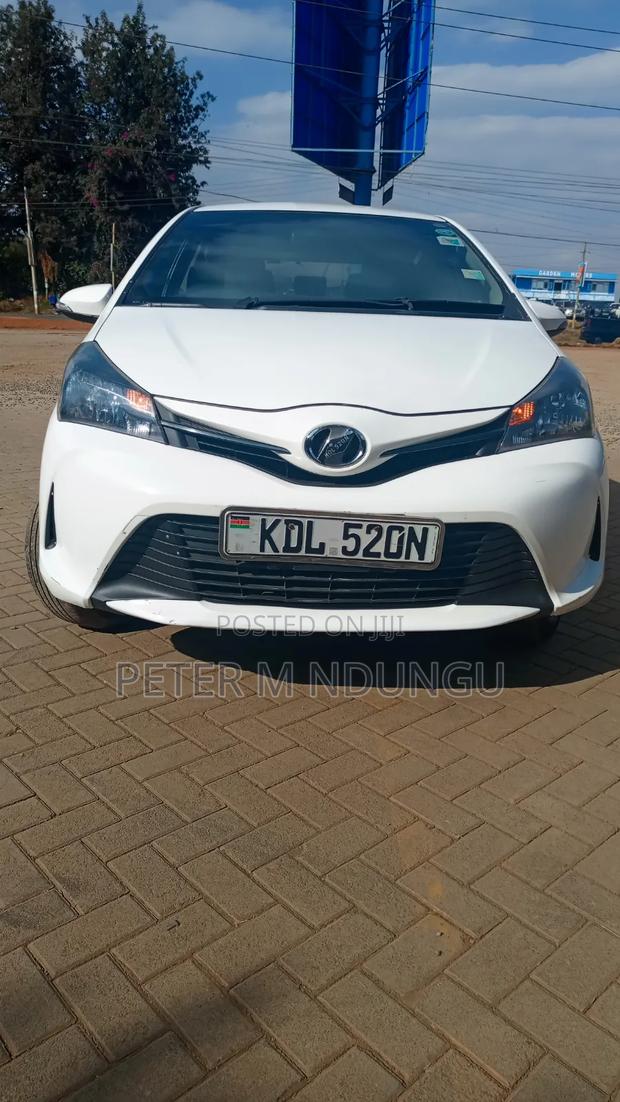 Toyota Vitz 2015 White