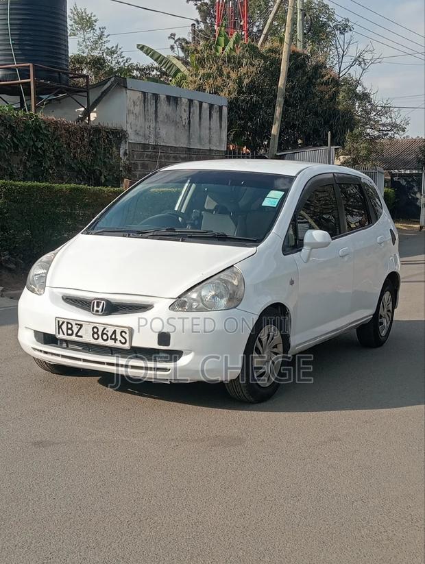 Honda Fit 2006 White