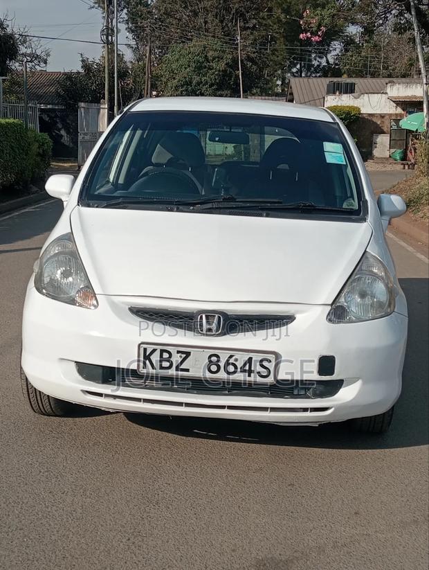 Honda Fit 2006 White