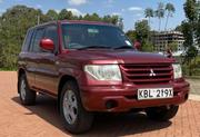 Mitsubishi Pajero 2003 Maroon for sale