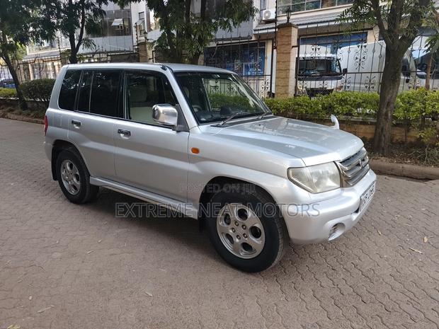 Mitsubishi Pajero IO 2004 Silver