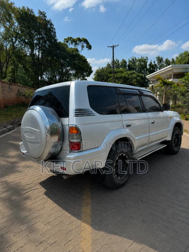 Toyota Land Cruiser Prado 1999 Silver