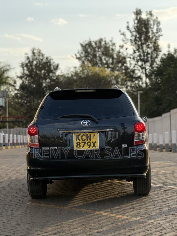 Toyota Corolla Fielder 2010 Black