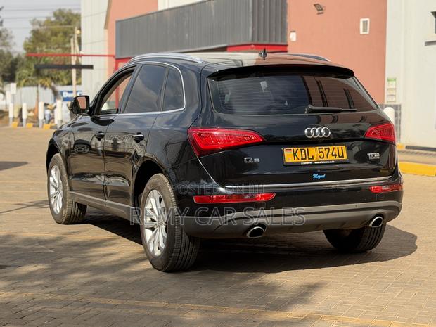 Audi Q5 2015 Black