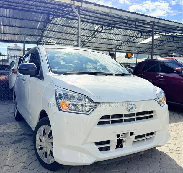 Daihatsu Mira 2020 White
