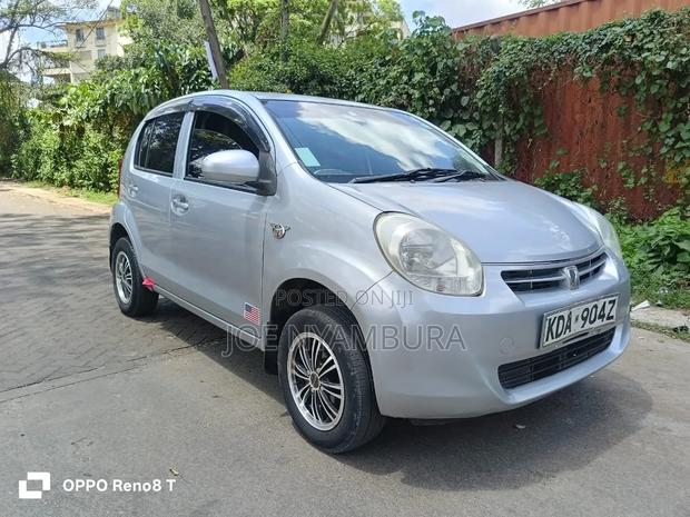 Toyota Passo 2013 Silver