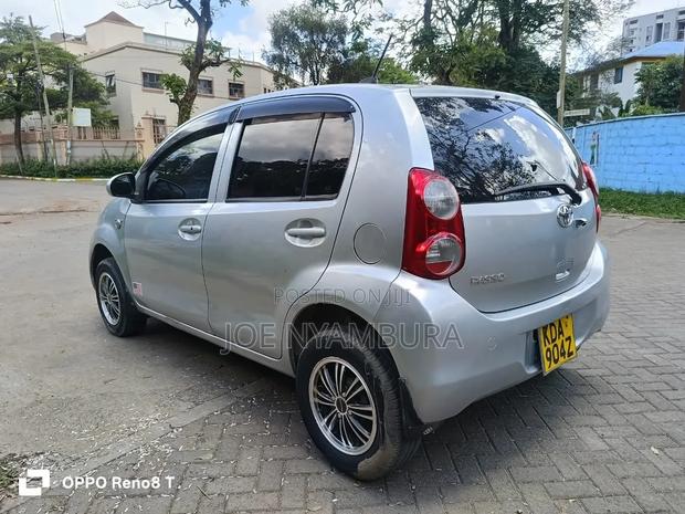 Toyota Passo 2013 Silver