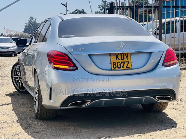 Mercedes-Benz C250 2015 Silver