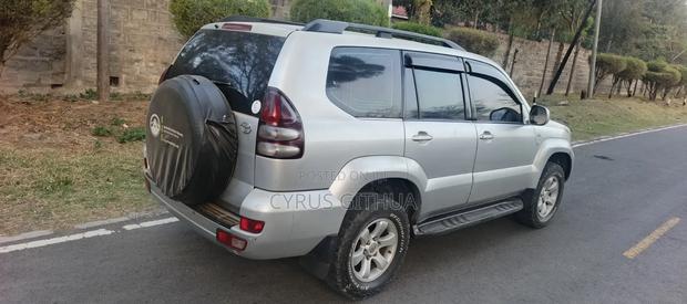 Toyota Land Cruiser Prado 2003 Silver