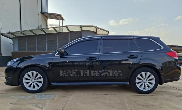 Subaru Legacy 2012 Black