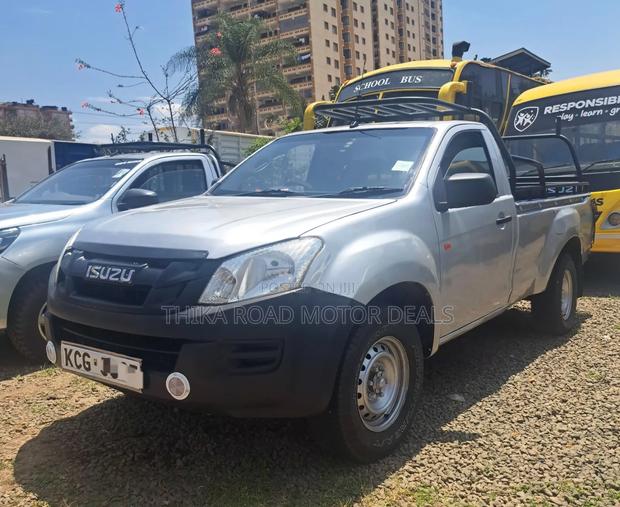 Isuzu D-MAX 2016