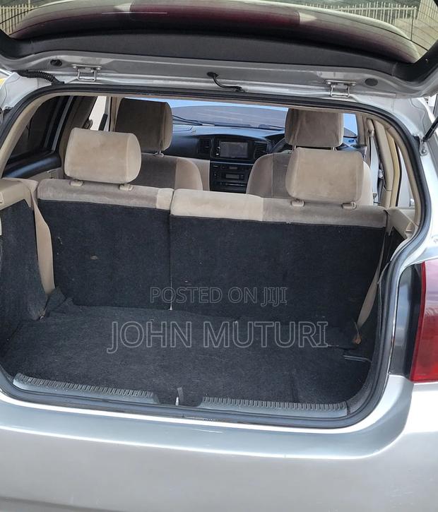 Toyota Corolla RunX 2004 Silver