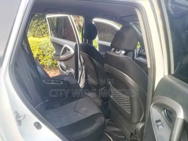 Toyota RAV4 2007 White