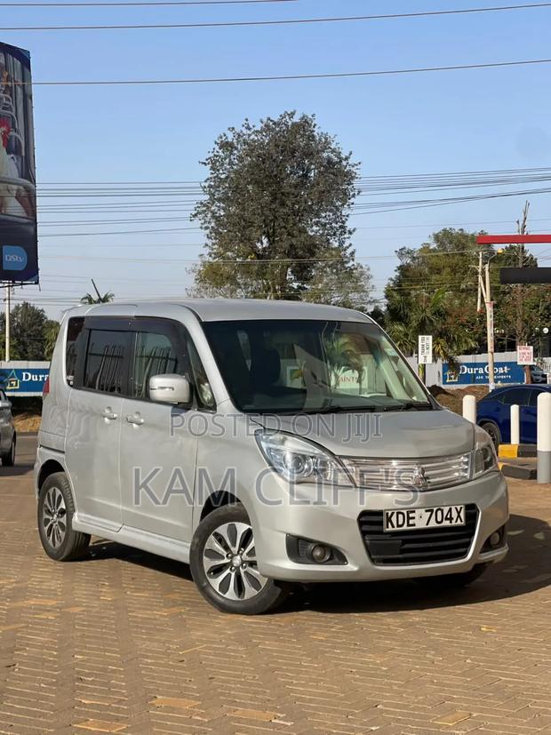 Mitsubishi Delica 2014 Silver