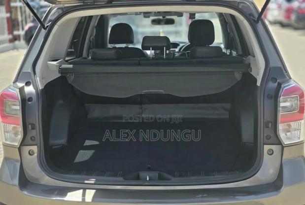 Subaru Forester 2017 Gray