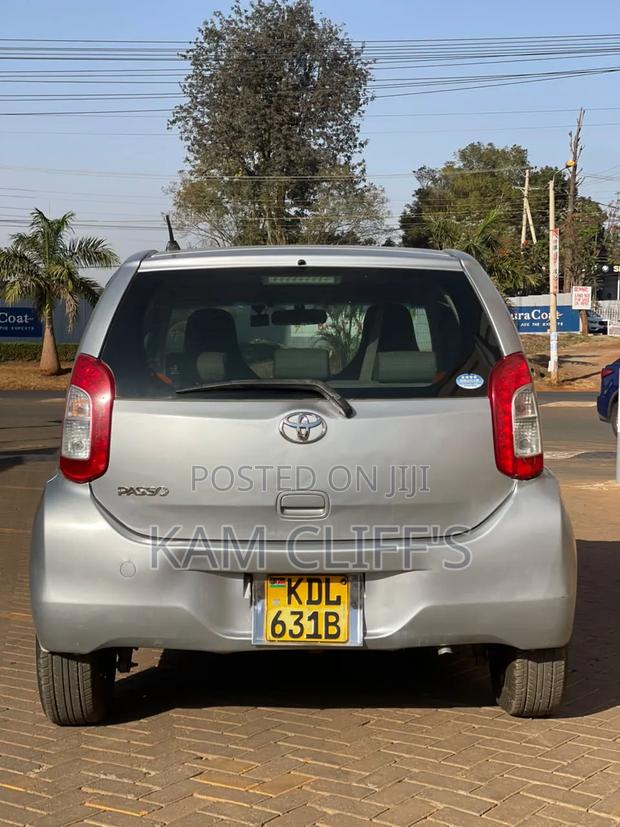 Toyota Passo 2016 Silver