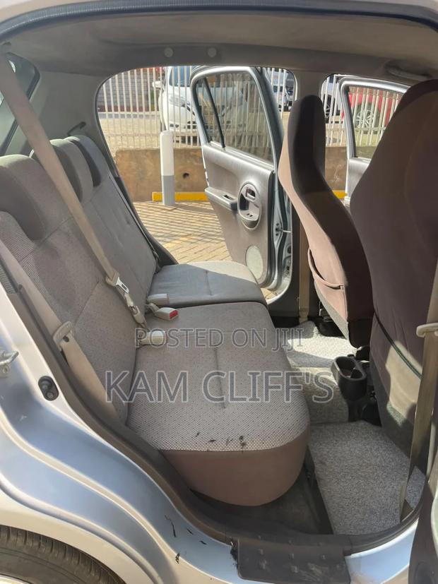 Toyota Passo 2016 Silver