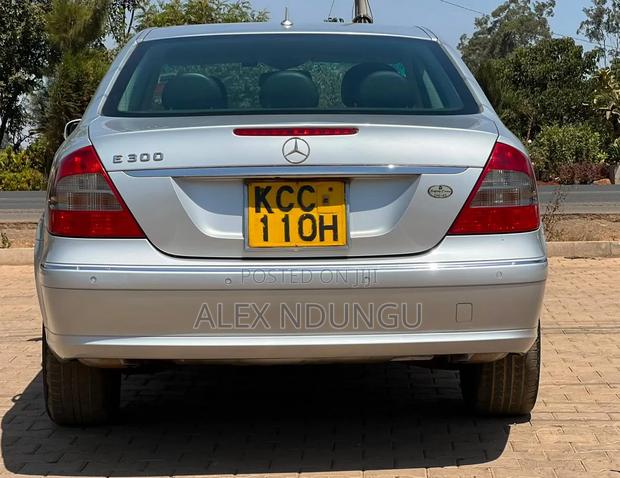 Mercedes-Benz C200 2009 Silver
