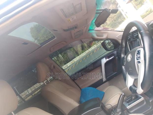 Toyota Land Cruiser Prado 2013 Brown