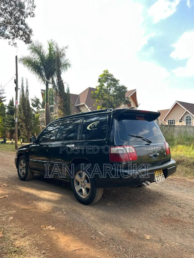 Subaru Forester 1999 Black