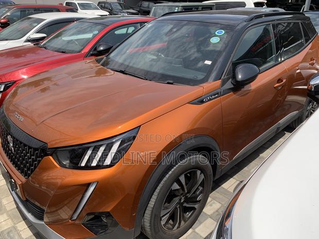 Peugeot 2008 1.2 PureTech (130 Hp) 2019 Orange