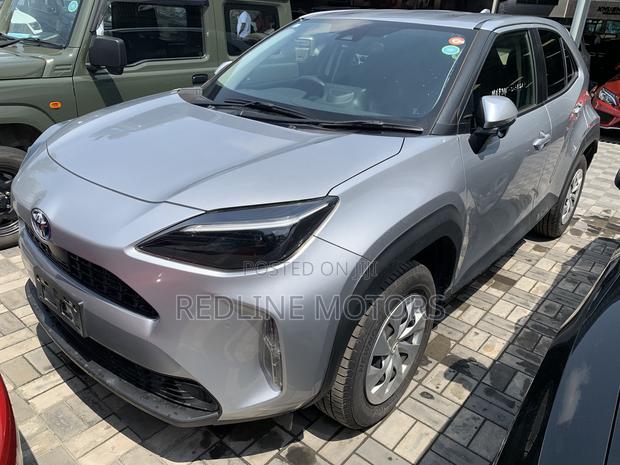Toyota Yaris Cross 1.5 Hybrid FWD 2020 Silver