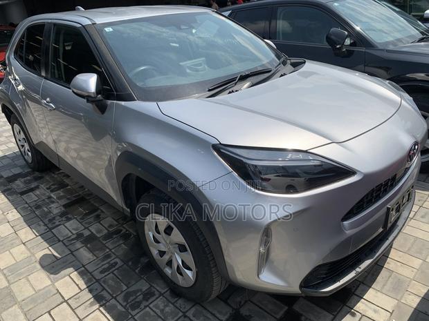 Toyota Yaris Cross 1.5 Hybrid AWD 2020 Silver