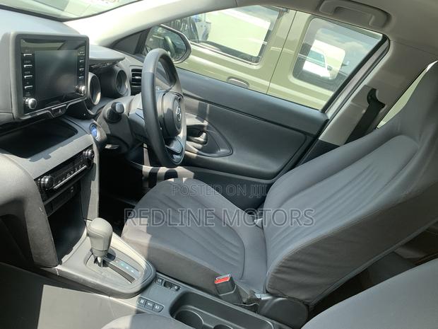 Toyota Yaris Cross 1.5 Hybrid FWD 2020 Silver