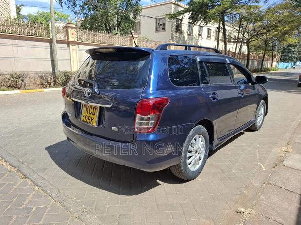 Toyota Corolla Fielder 2009 Blue