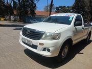 Toyota Hilux 2014 Pearl for sale
