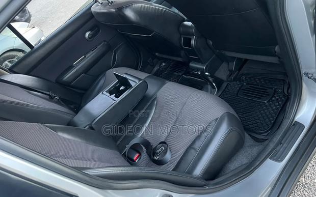 Nissan Tiida 2007 Silver