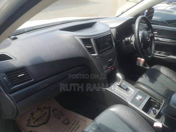 Subaru Legacy 2014 White