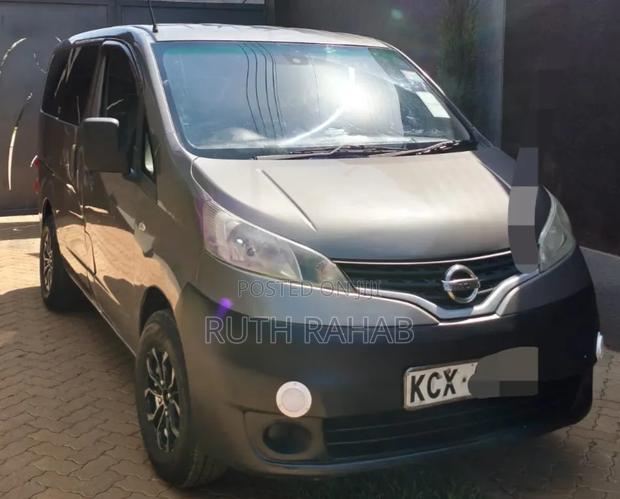 Nissan NP200 2012 Silver