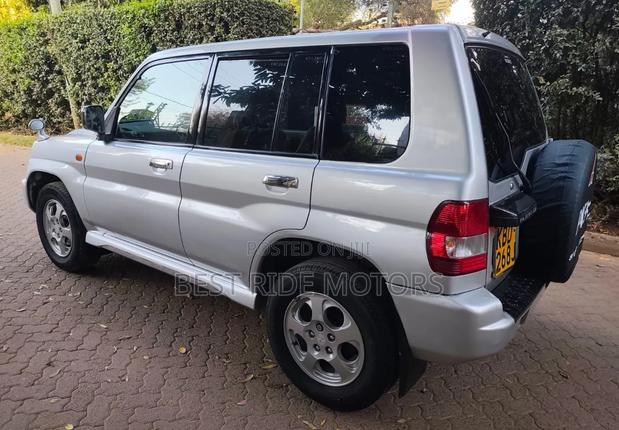 Mitsubishi Pajero IO 2004 Silver