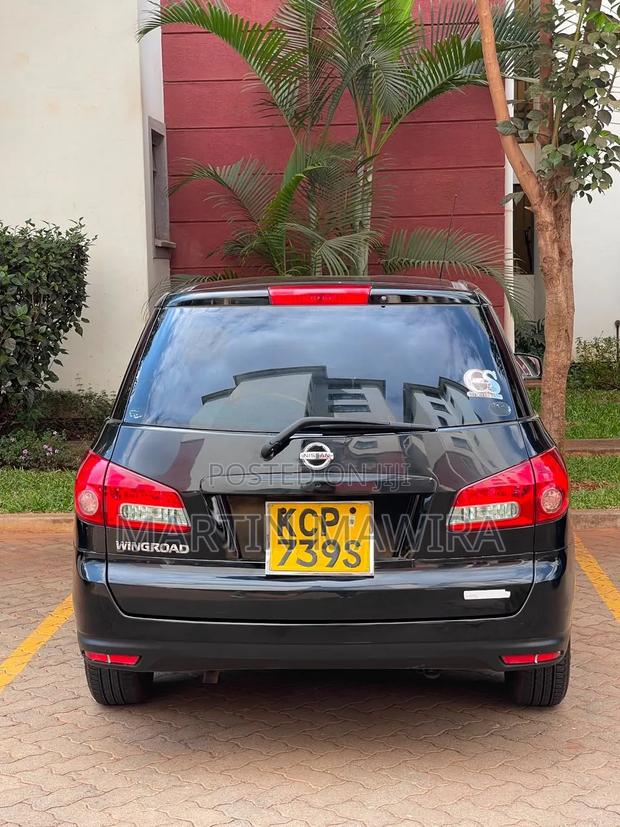 Nissan Wingroad 2010 Black
