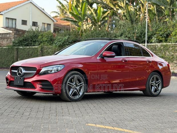 Mercedes-Benz C200 2019 Red
