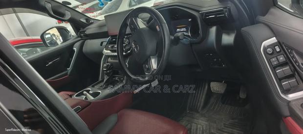 Toyota Land Cruiser 2022 Black