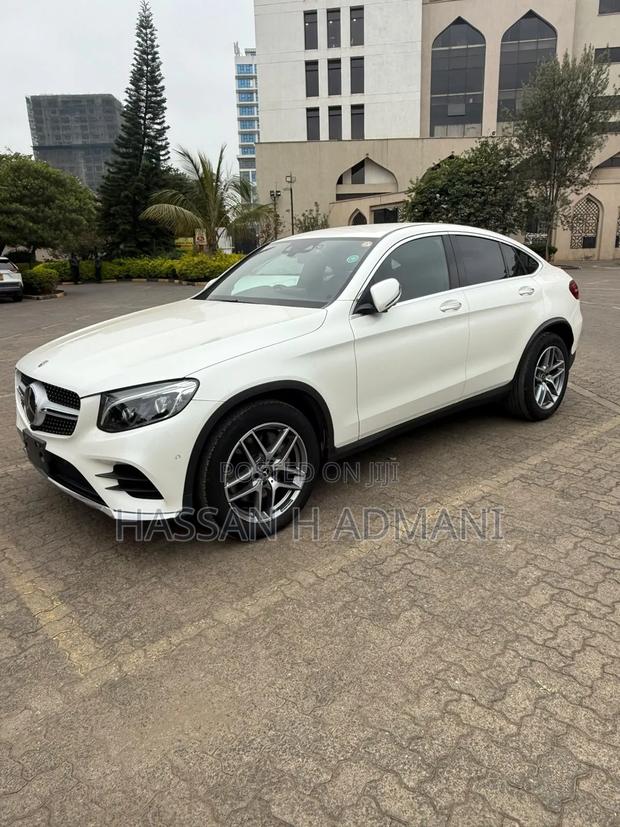 Mercedes-Benz GLC-Class 2019 White